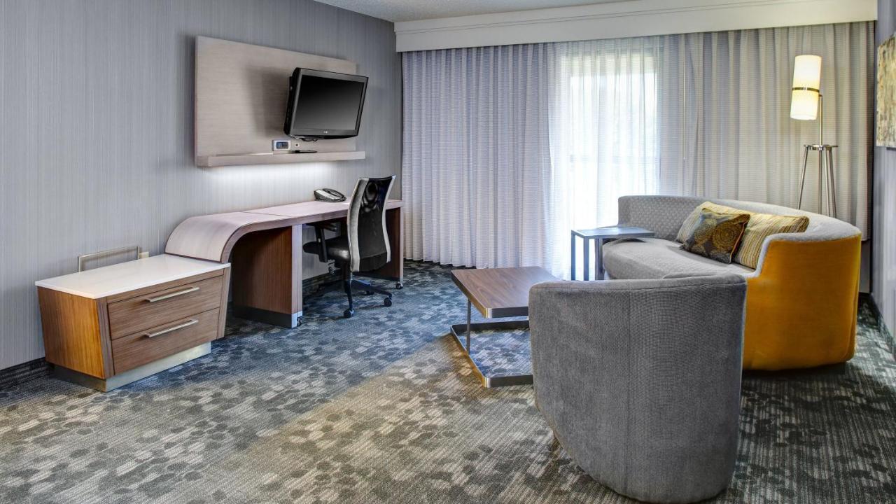 Courtyard By Marriott Cleveland Вестлейк Екстер'єр фото