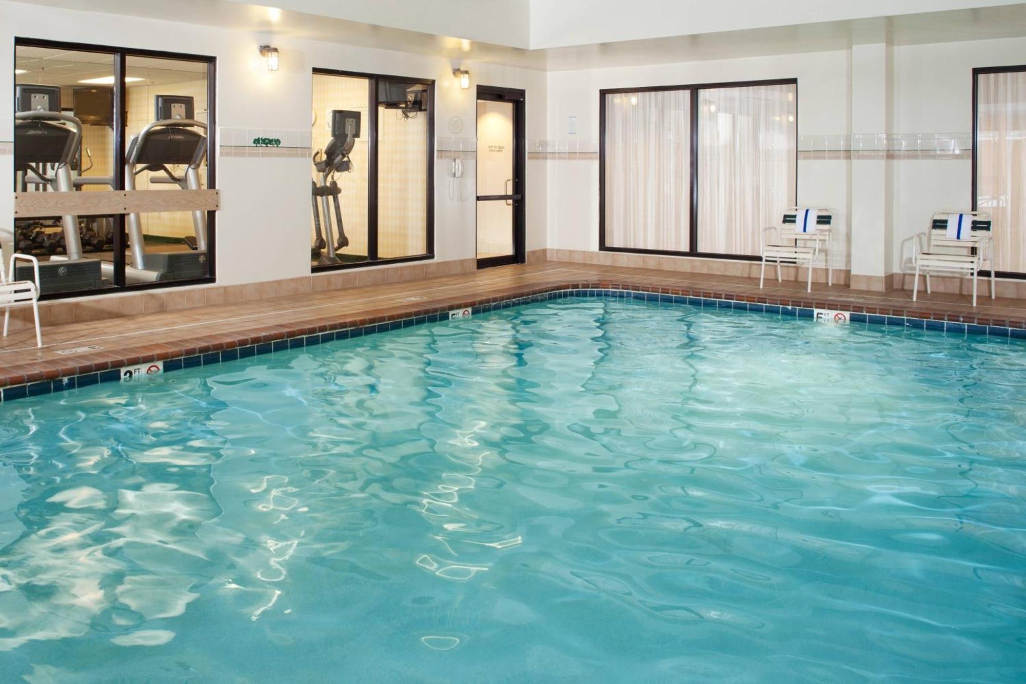Courtyard By Marriott Cleveland Вестлейк Екстер'єр фото