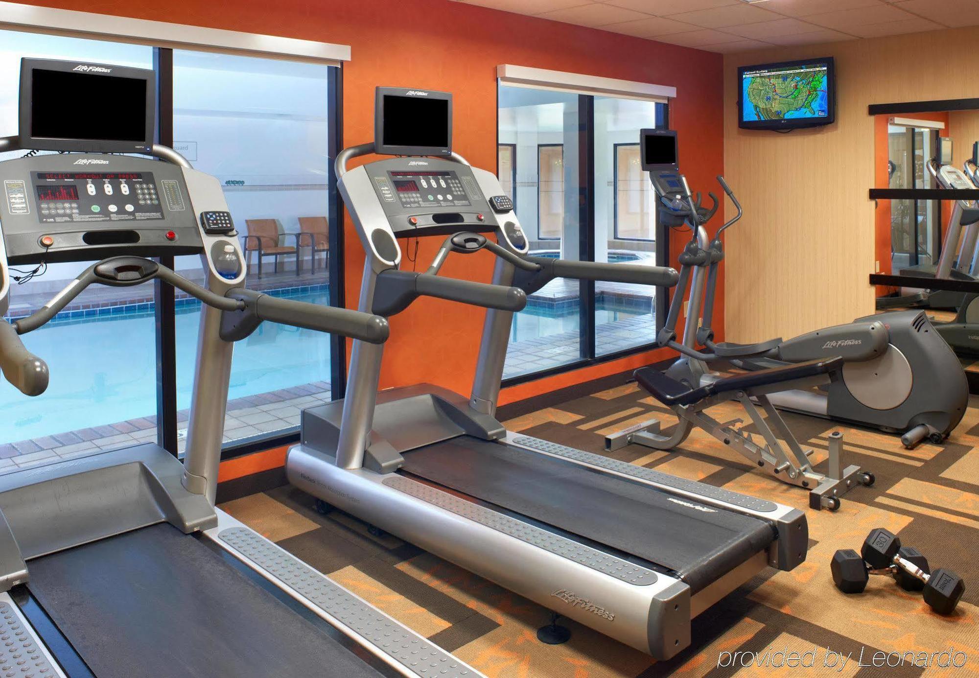 Courtyard By Marriott Cleveland Вестлейк Зручності фото